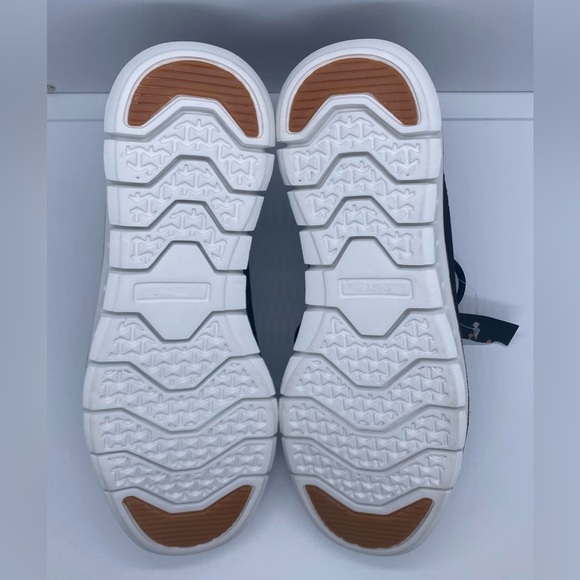 Nedawm Black Lightweight Men’s Casual Mesh Sneakers NWT Size EU 41 - Picture 8 of 10